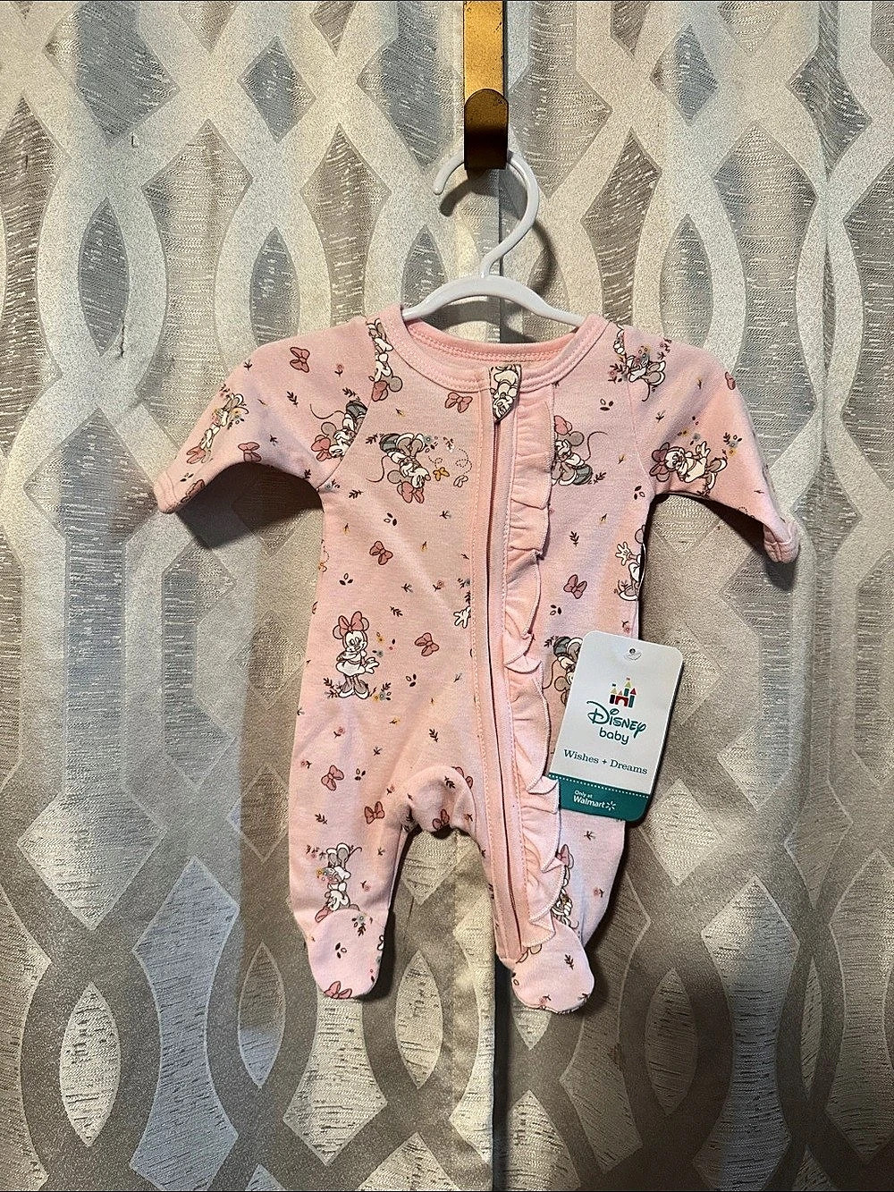 ⭐️NWT Disney Wishes + Dreams Preemie Footsie